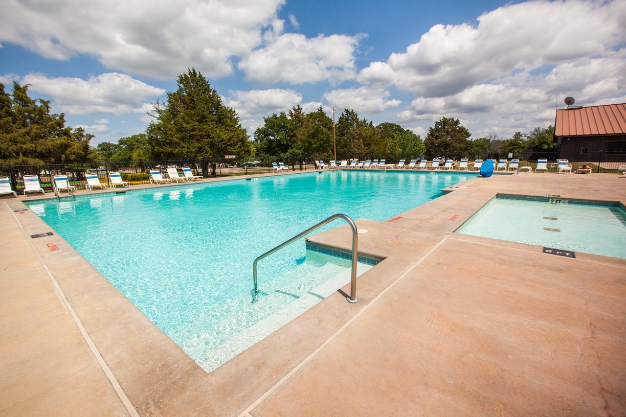 Lake Texoma Camping Resort Cabin 4 Willow Spring Buitenkant foto